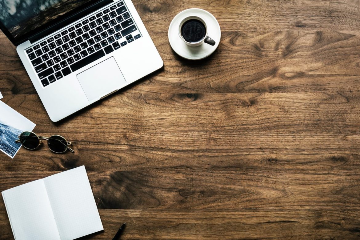 Jak dbać o meble drewniane